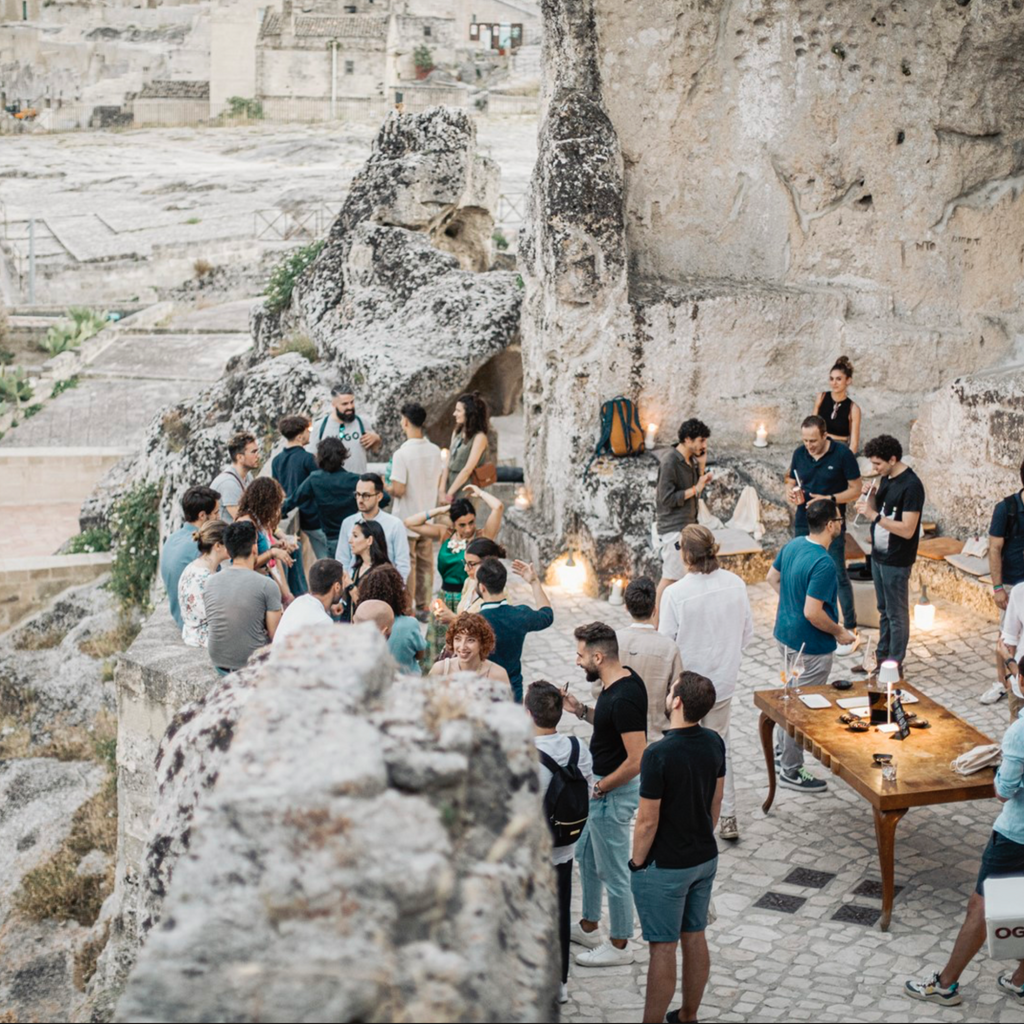 Aperi-SPA a Matera + Visita Guidata dei Sassi | Relax, Apericena e Tour