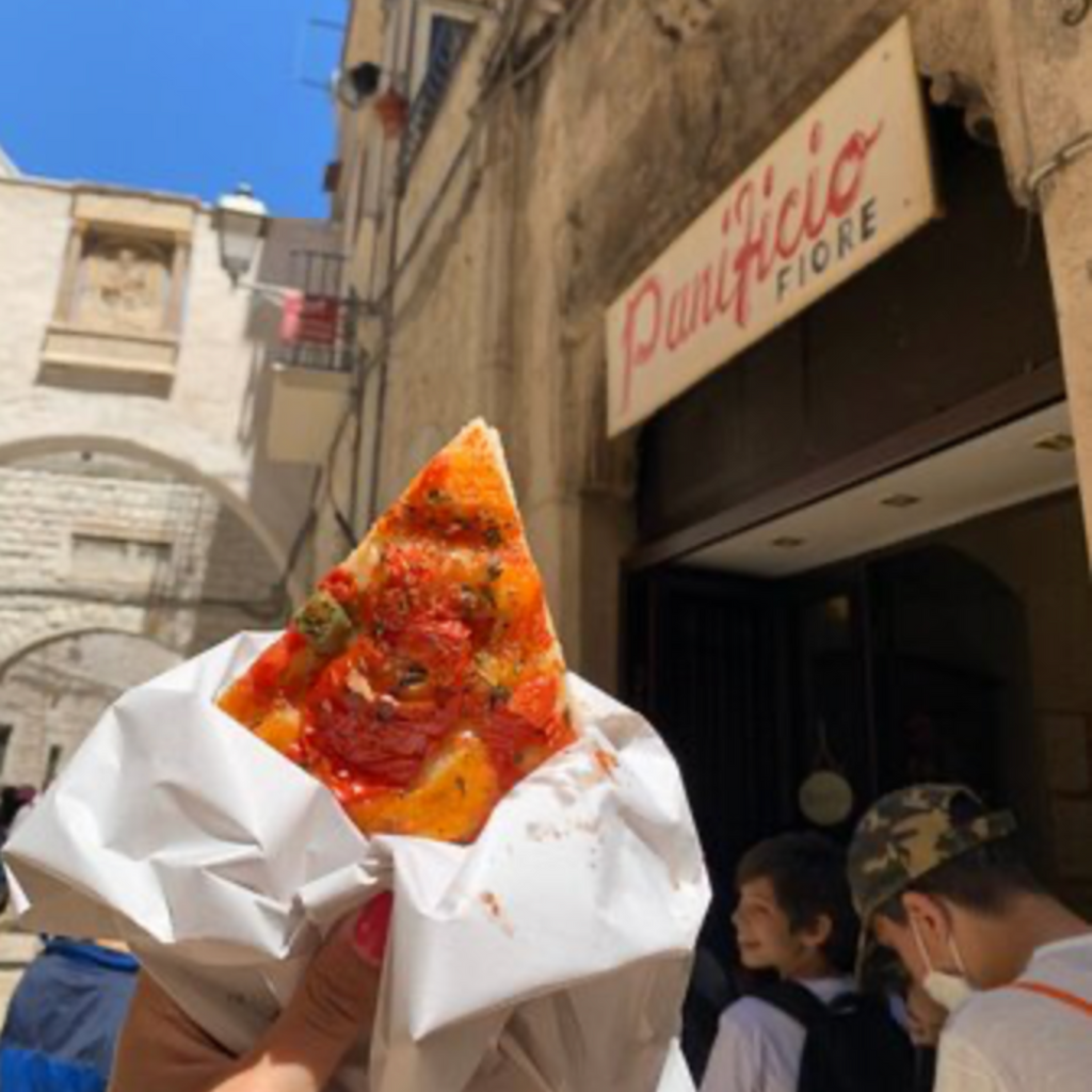 TOUR GUIDATO DI BARI VECCHIA CON DEGUSTAZIONE DI FOCACCIA BARESE