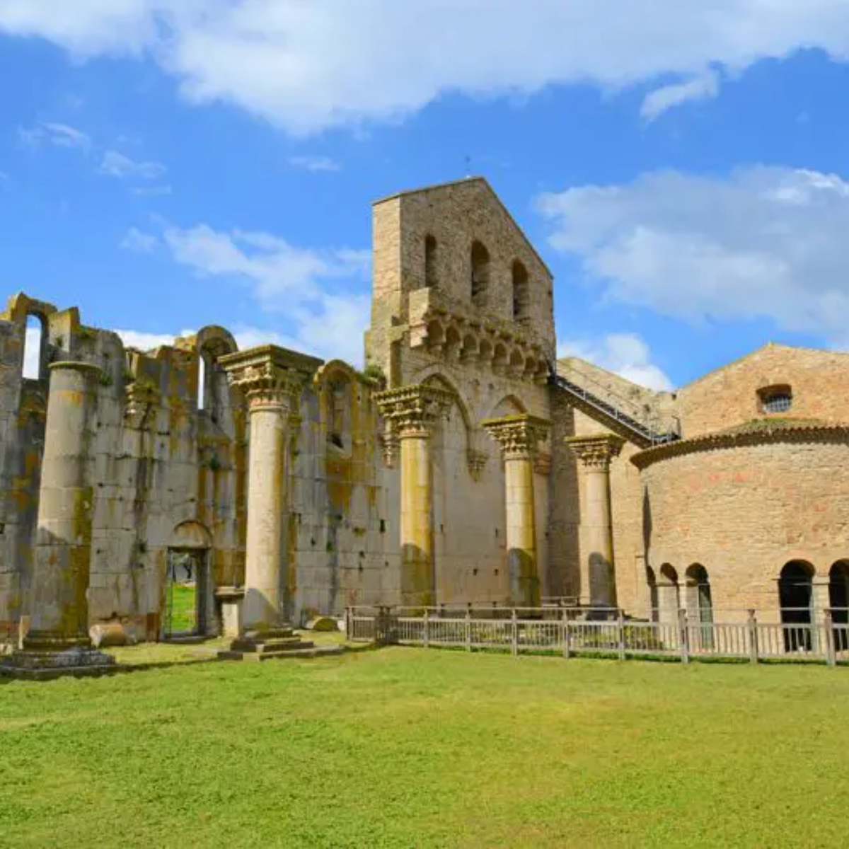 TOUR GUIDATO DI VENOSA: LA CITTA' DEL POETA ORAZIO