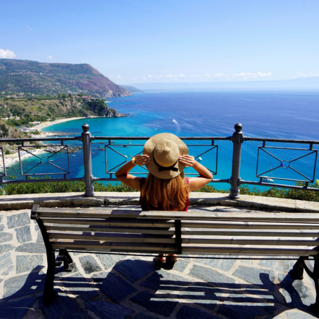 Tour in Barca da Tropea a Capo Vaticano: Sosta Bagno e Snorkeling