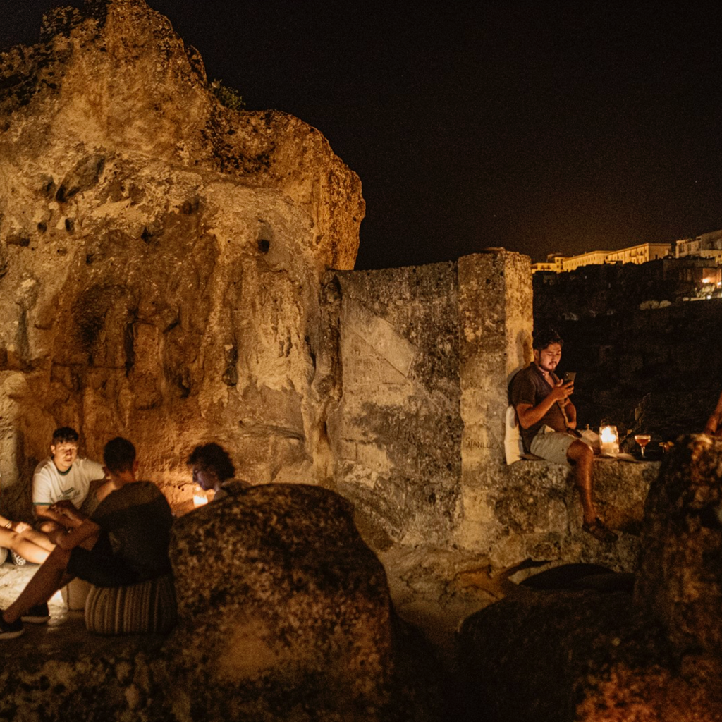 Aperi-SPA a Matera + Visita Guidata dei Sassi | Relax, Apericena e Tour