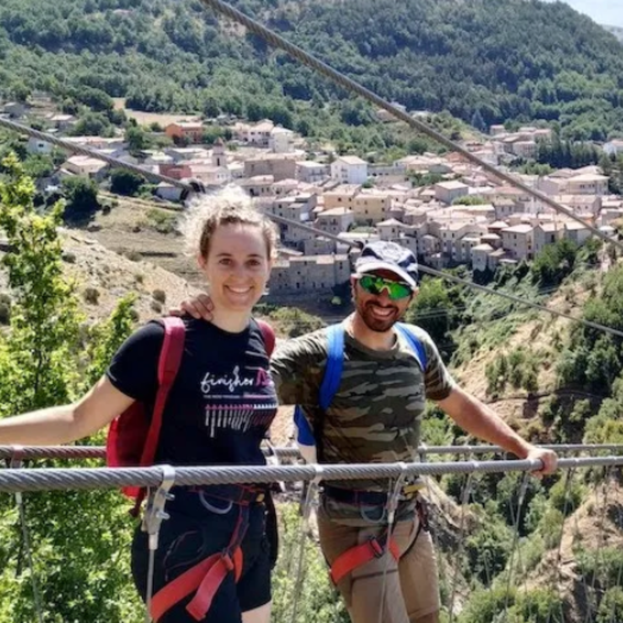 SASSO DI CASTALDA: EMOZIONI SOSPESE TRA I PONTI TIBETANI E IL CUORE DEL BORGO