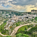 NEL CUORE DELLA GRAVINA: GINOSA TRA STORIA E SAPORI
