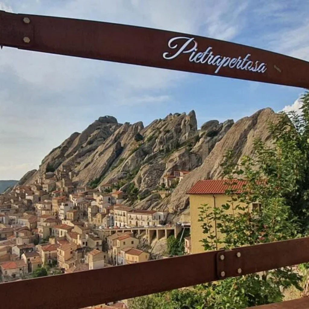 Pietrapertosa: Borgo, Castello e Dolomiti Lucane